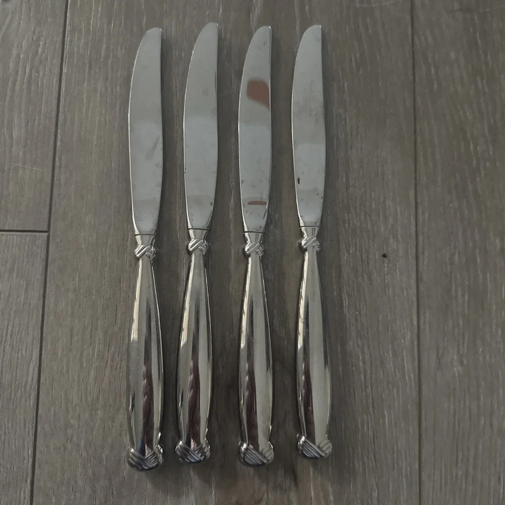 Oneida Rattan Stainless Glossy Dinner Knife USA Silverware Flatware Set‎ of 4